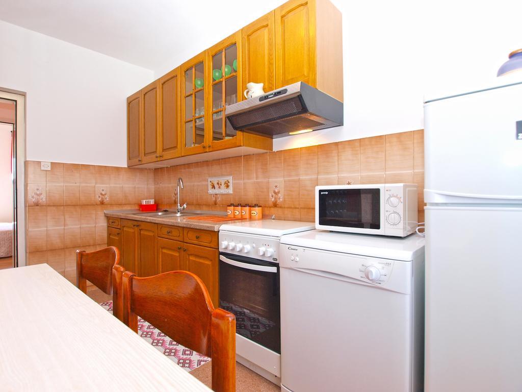 Apartment Snezana 1200 Fazana Exterior photo